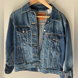 Women’s LEVI Denim Jacket XS Trucker Style